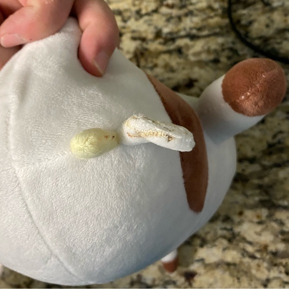 9” Drella the cow Hugmee Squishmallow - Picture 2 of 6